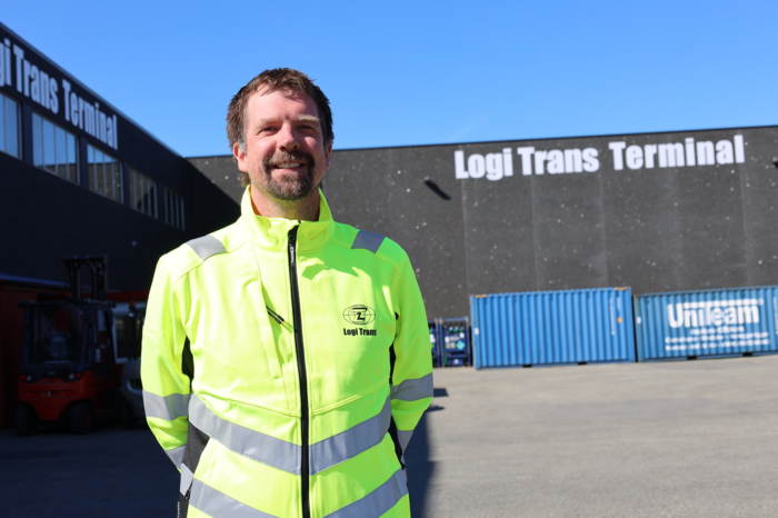 GRØNT ALTERNATIV: Kommersiell leder i Logi Trans, Ragnar Olsen, forteller at de gleder seg over å kunne tilby kundene et fossilfritt alternativ.