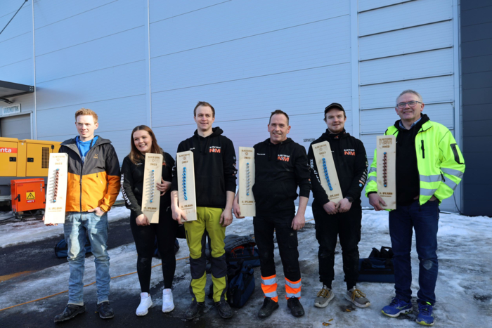 VINNERE: Fra venstre: Bjarne Vangberg (3. Plass lærling), Mathilde Flaten Husetuft (2. Plass lærling), Andreas Støfring (1. Plass lærling), Hans Petter Nilsen (2. Plass proff), Andreas Warberg-Mikkelborg (1. Plass proff) og Odd Leif Nyseth (3. Plass proff).