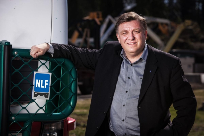 NLF-direktør Geir A. Mo ser frem til å lese justis- og beredskapsministerens svar. Foto: NLF
