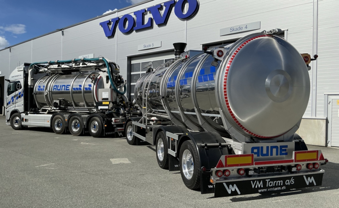 TREG GODKJENNING: Den danske påbyggeren VM Tarm leverer tankbiler til norske transportører, og reagerer på at saksbehandlingstiden i Norge er opptil fire ganger lengre enn i Danmark.Foto: Privat