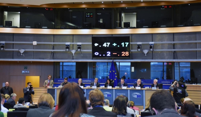 Frustrasjonen var tydelig både blant politikerne i salen og blant møtelederne. Foto: Stein Inge Stølen