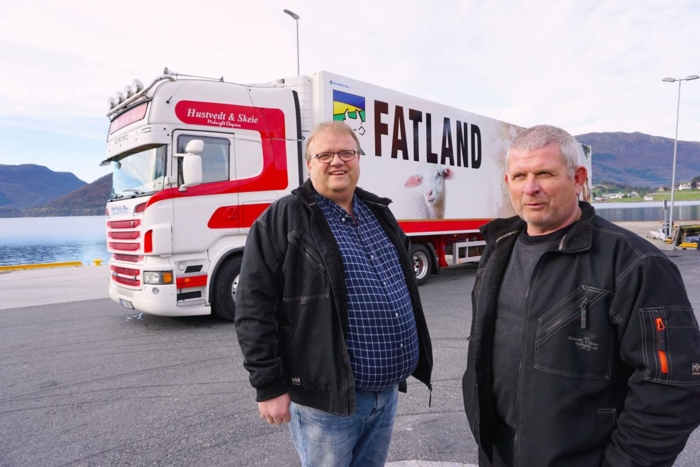 Familiebedriften Hustvedt & Skeie ble stiftet av søskensbarna Torleif Skeie og Trygve Hustvedt. Nå føres selskapet videre av Reidar Skeie (til venstre) og Geir Hustvedt, samt Elise Hustvedt og Sigbjørn Skeie (ikke på bildet). Foto: Fatland