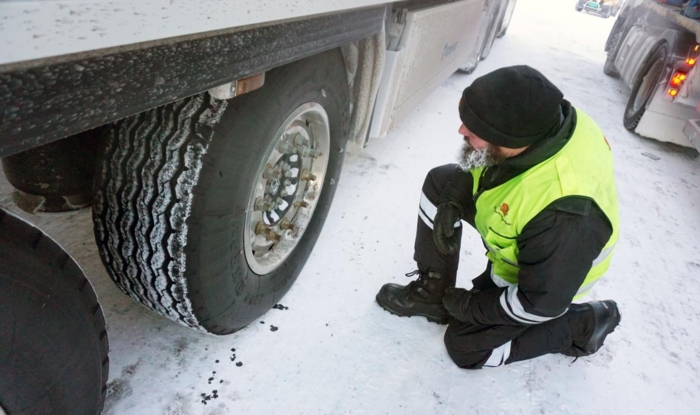 Under Vegvesenets storaksjon i vinter fremkom det at nesten annenhver tilhenger med østeuropeisk opphav hadde mangler, mot bare 6 prosent av de norske tilhengerne. Illustrasjonsfoto: Monica Knoff, Statens vegvesen