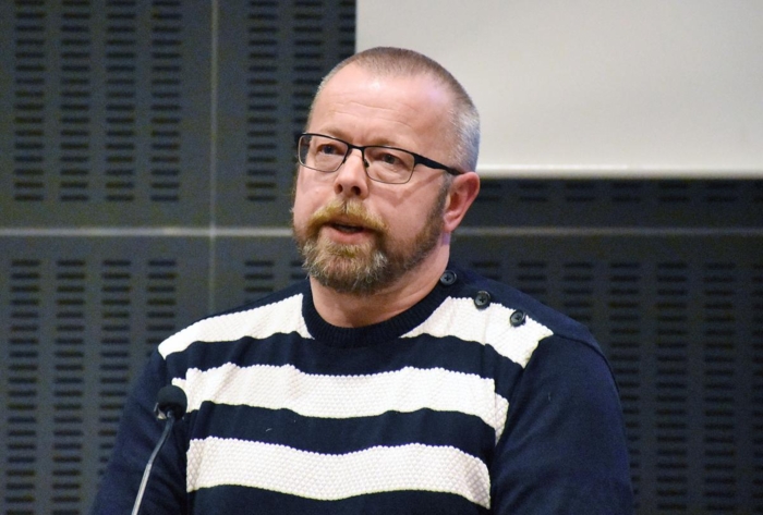 Seniorinspektør Morten Lien oppfordrer mottakere av slike henvendelser til å tipse Arbeidstilsynet. Foto: Stein Inge Stølen