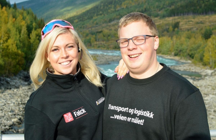 Julianne Brox sammen med turkamerat og kollega Sander Ludvigsen. Foto: Charles Galaasen