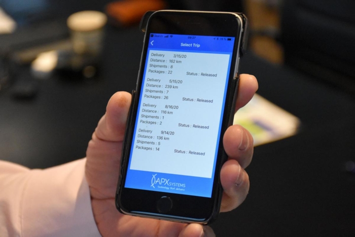 IntelliTrack er laget for å kunne fungere enkelt på alle plattformer. Sjåførene bruker kort tid på å lære seg funksjonene. Foto: Stein Inge Stølen