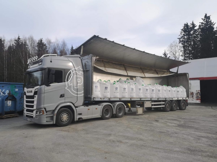 HARD KONKURRANSE: Partifrakt kjører hovedsakelig innen bygg- og anleggsbransjen. Miljøprofilen gir dem et konkurransefortrinn. Foto: Jamieson Pothecary