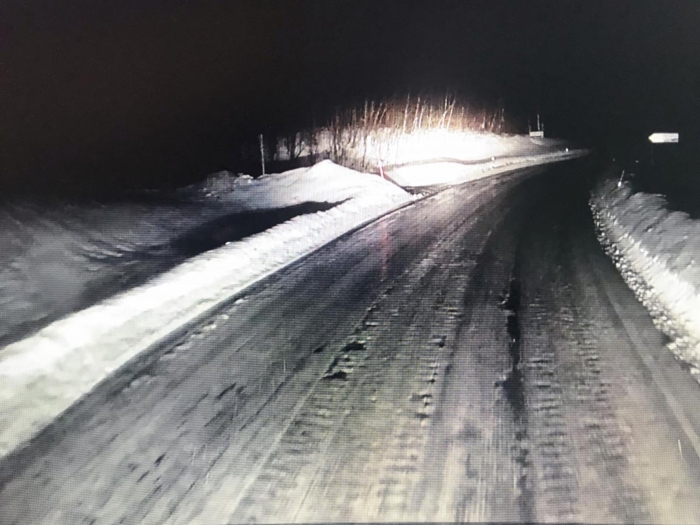 Når vegen ser sånn ut foran deg, er det viktig å beholde roen. Et langt liv som sikkerhetsekspert kommer godt med. Foto: Dan Nordberg