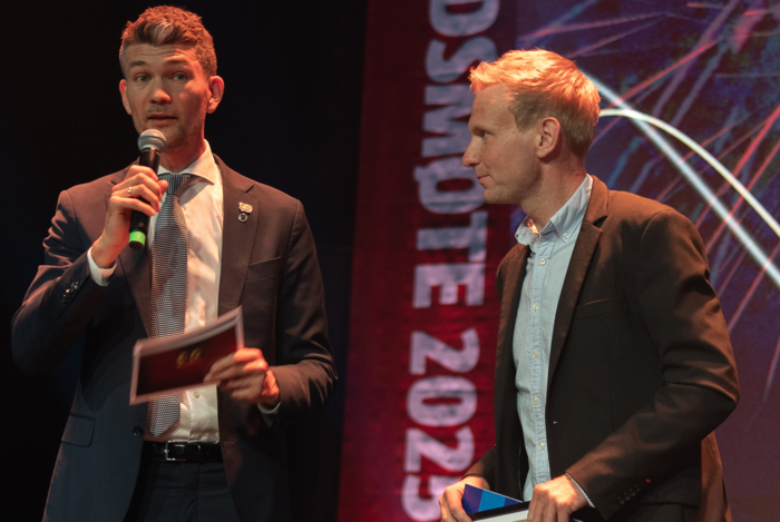 TRANSPORTØRPRISEN: prisen for årets enbilseier gikk til Hasle Kran og Trefelling AS. Foto: Jan Egil Sandstad