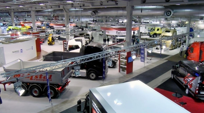 Samtlige haller er spekket av nyheter, innovasjoner og vanvittig kule lastebiler. Her er det noe for enhver smak. Foto: Stein Inge Stølen