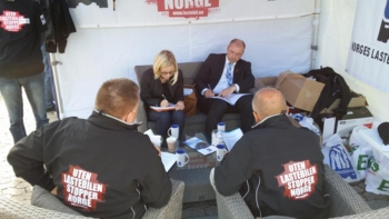 Uformell fin tone og god tid til å sette statsråden skikkelig inn i problemstillingene. Foto: NLF/Kari Brun Ågotnes